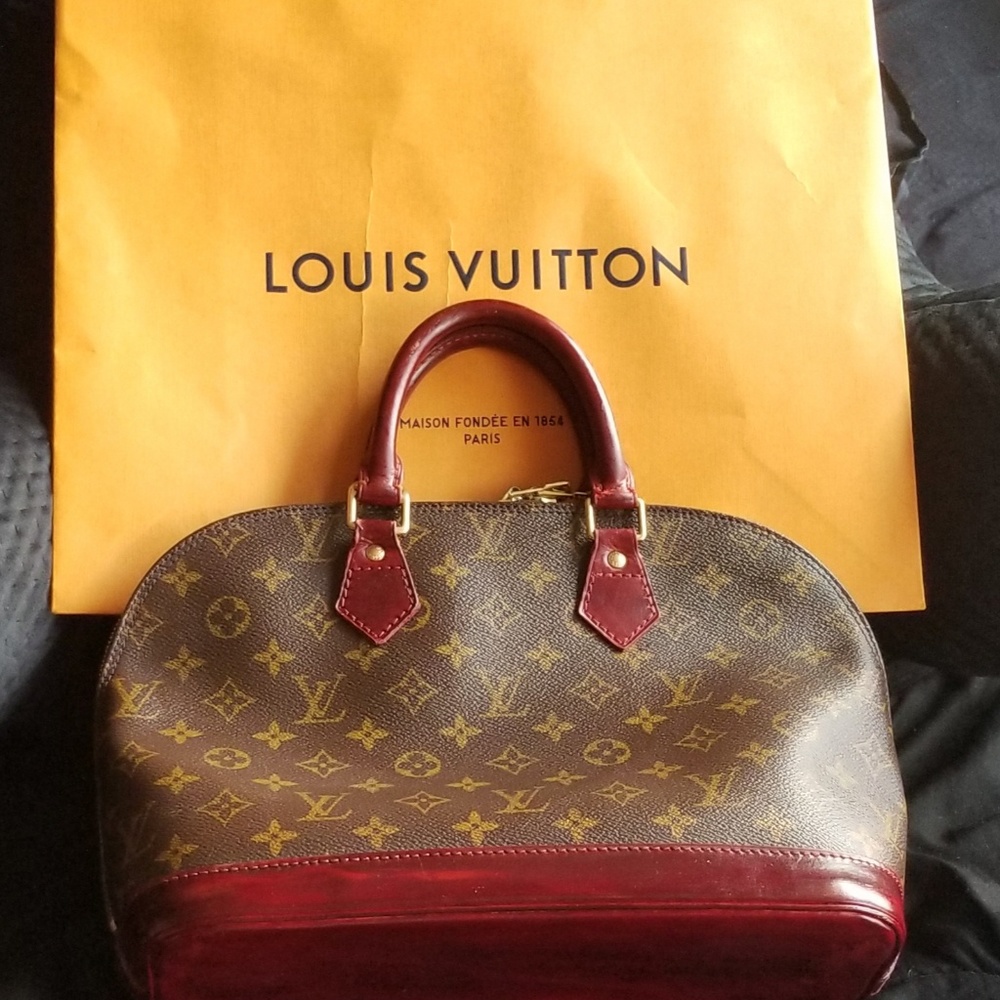 Louis Vuitton Alma Tote